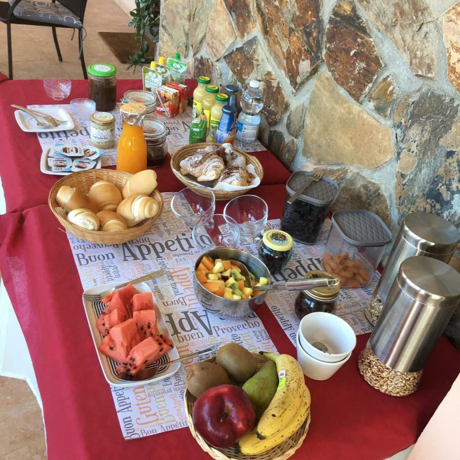 לינה וארוחת בוקר קאפוטרה Casa Mariluka מראה חיצוני תמונה